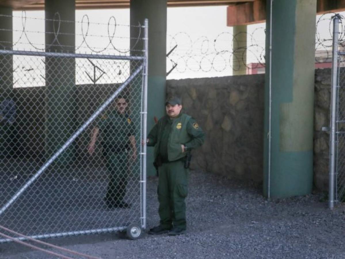 Estados Unidos instala más controles de seguridad en frontera con México