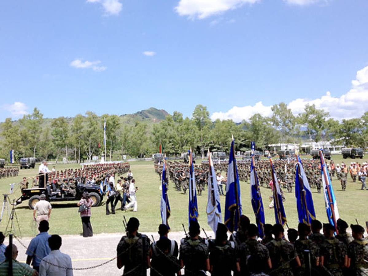 Fuerzas Armadas quedan al mando del TSE