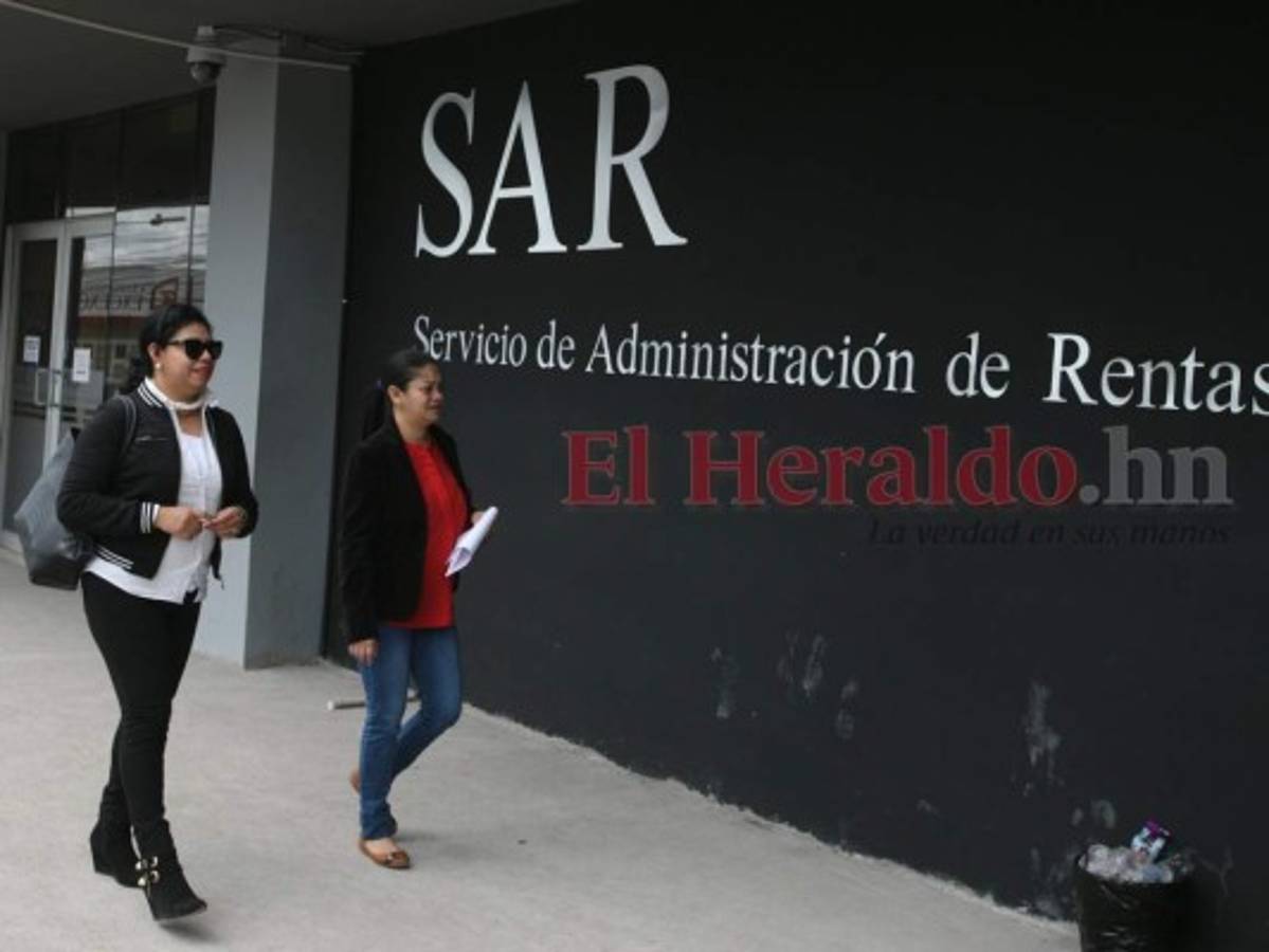 Pese al debate, hoy entra en vigencia la nueva factura