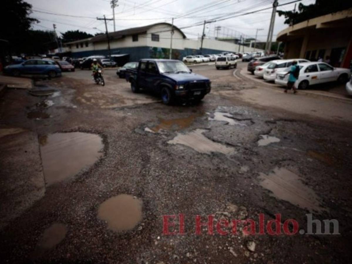 Piden reparación de calles en la colonia Kennedy