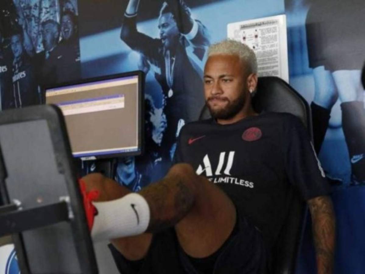 Neymar regresa a los entrenamientos con el París Saint-Germain
