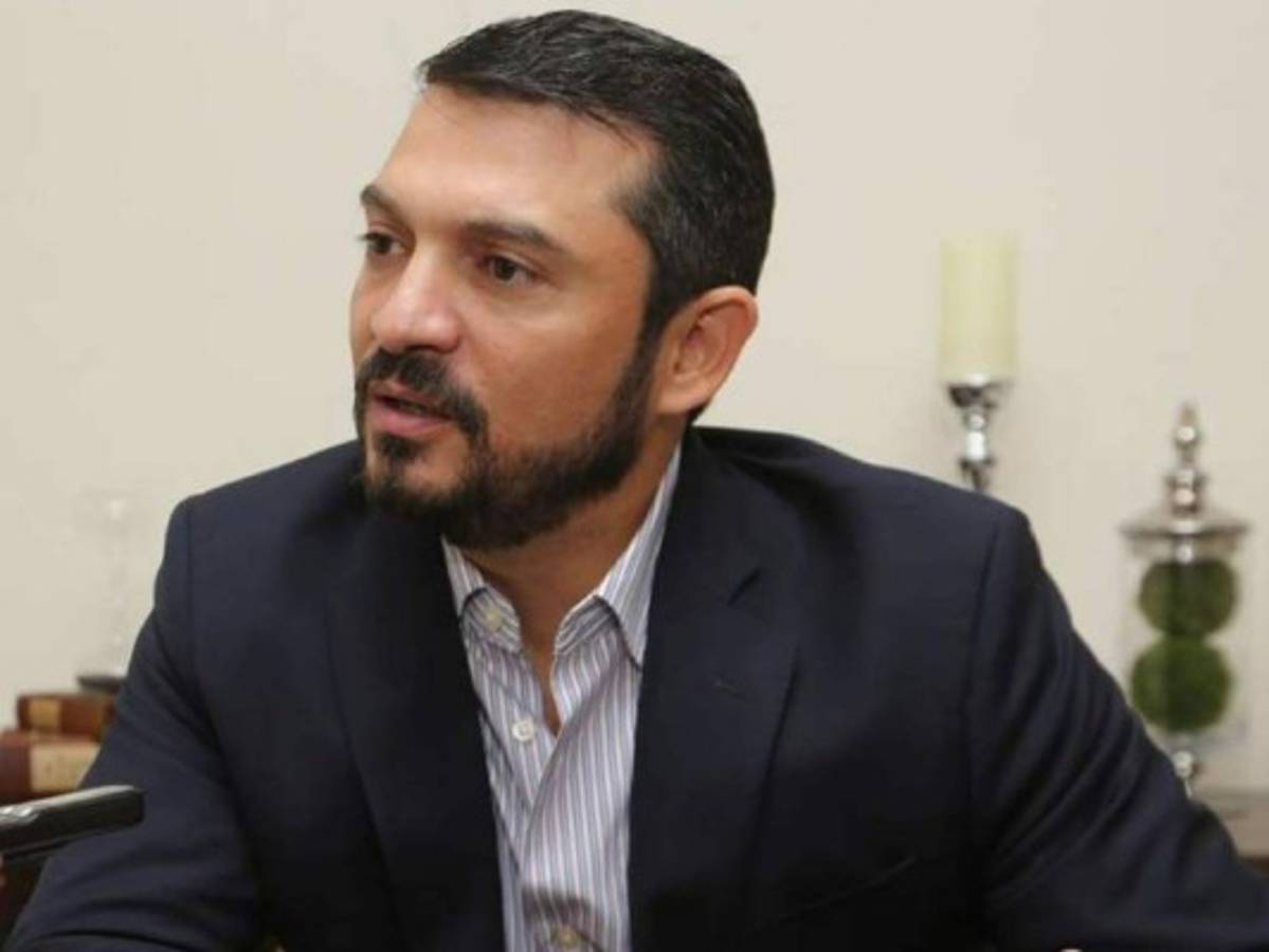 Yuri Sabas declarará ante el Ministerio Público por las polémicas reformas a la Ley de Presupuesto