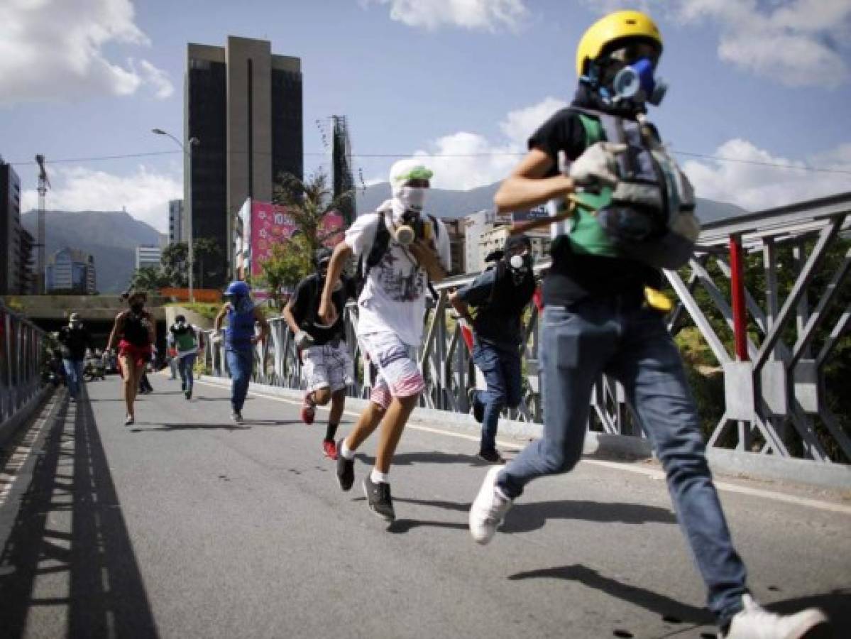 Impotencia, frustración, rabia: la calle se enfrió para la oposición venezolana  