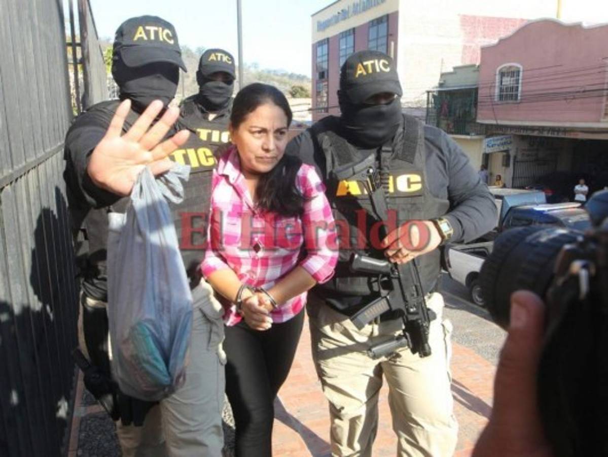 Ilsa Damaris Aguirre, madre de expalillona comparece este jueves ante los juzgados