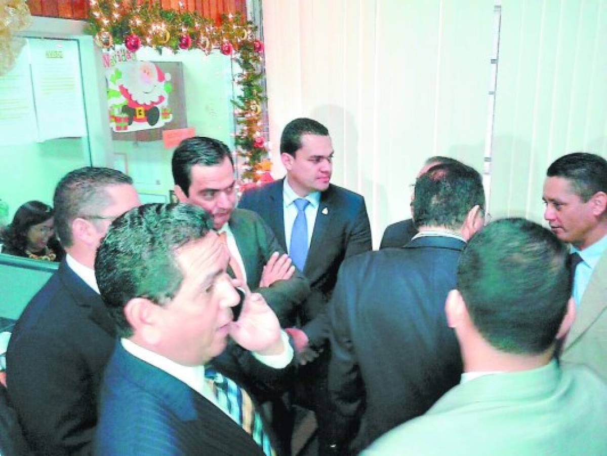 Honduras: Piden derogar artículo que penaliza hablar de reelección