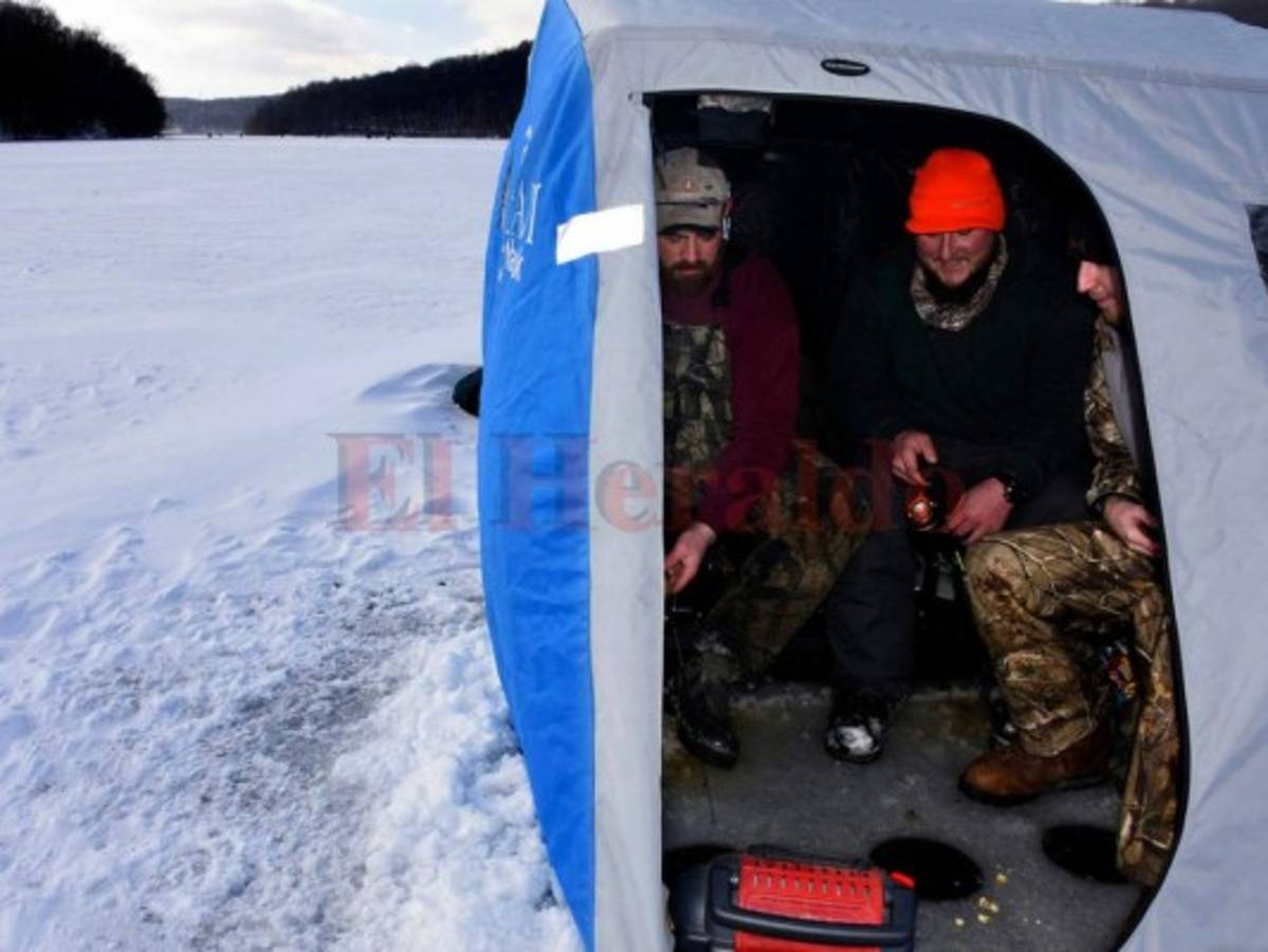 Abren albergues en el sureste de Estados Unidos ante ataque mortal de frío