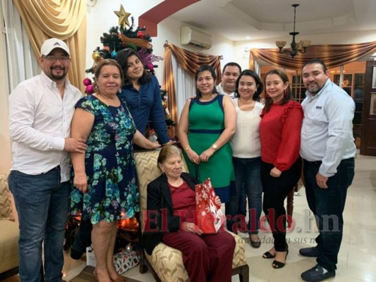 Duro testimonio de doctor que se contagió de covid-19 al atender una paciente