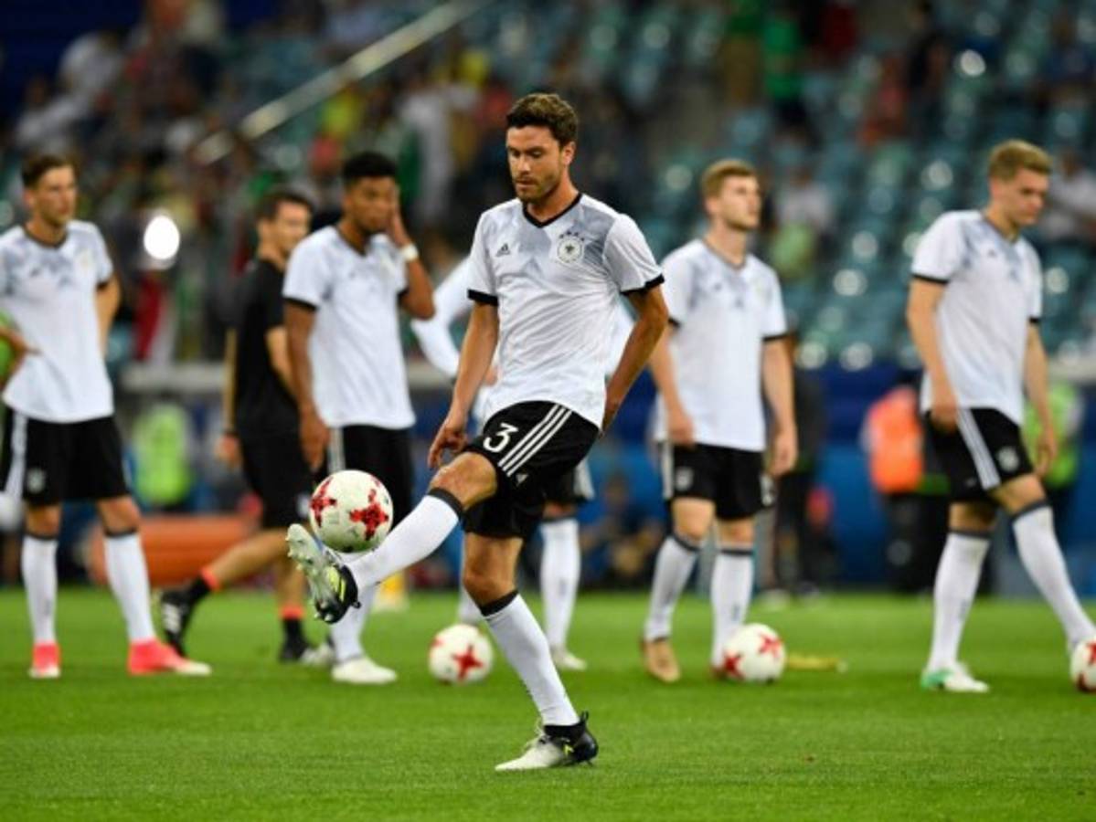 Alemania aplastó 4-1 a México y enfrentará a Chile el domingo en la final de la Copa Confederaciones