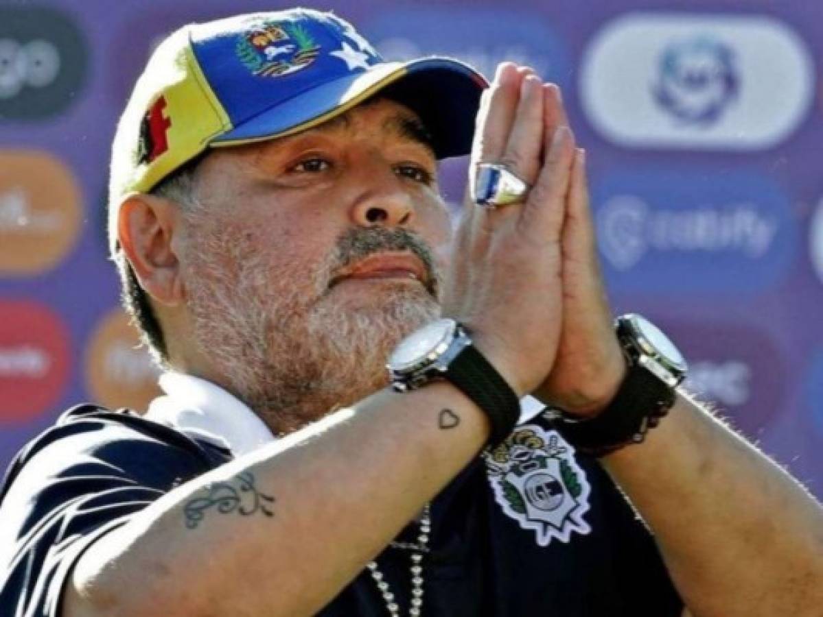 Maradona murió solo y abandonado, relata su abogado  
