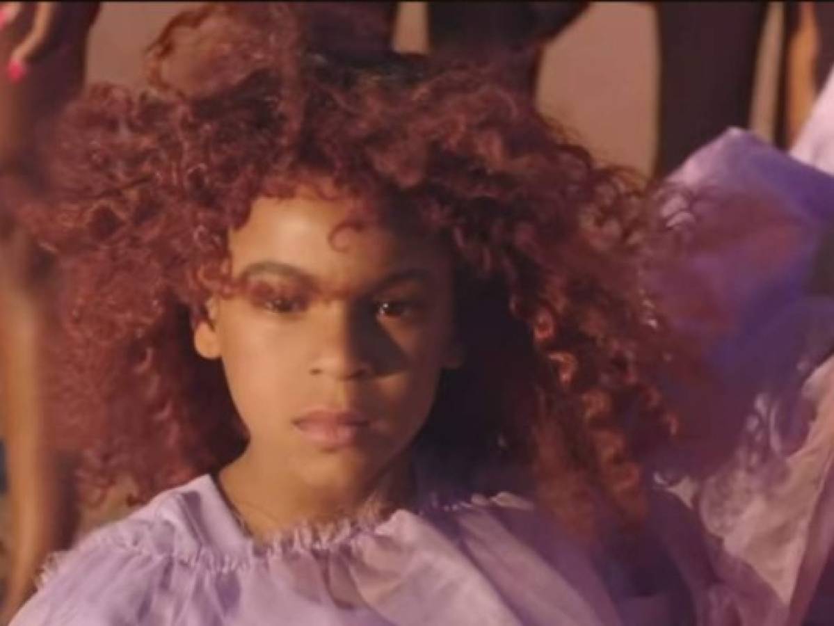 Blue Ivy, hija de Beyoncé, en el clip “Spirit”. Foto: captura vídeo.
