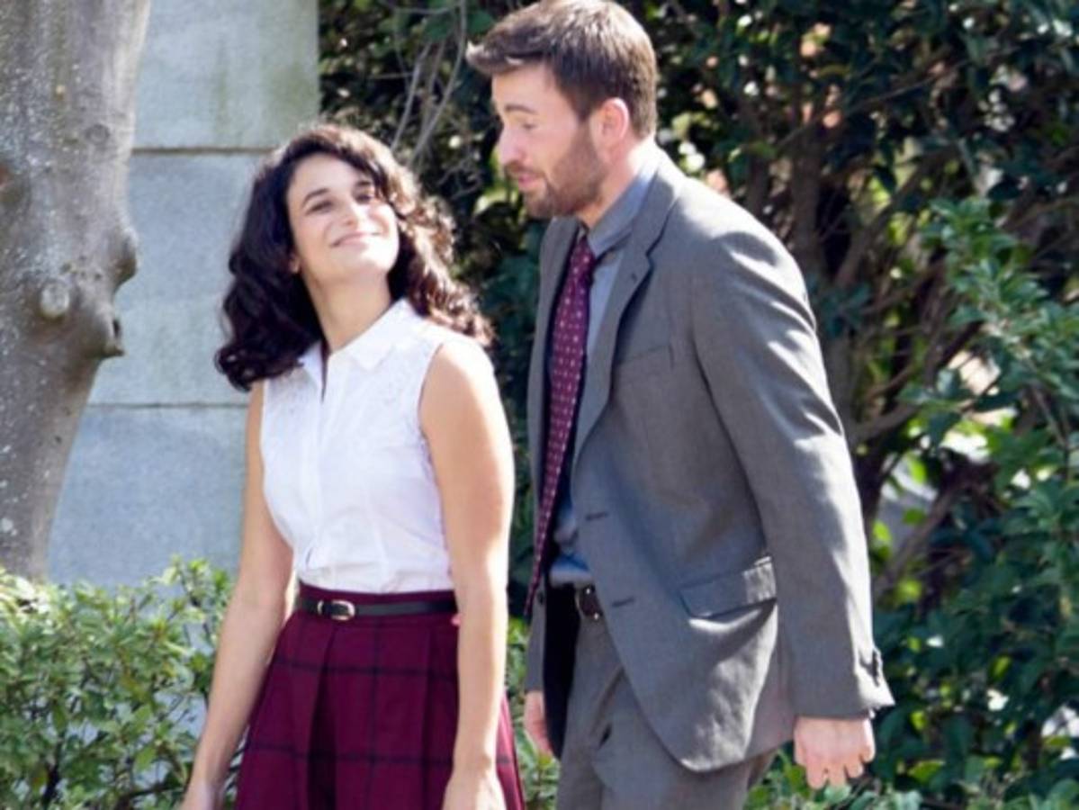 Critican a la supuesta novia de Capitán América por fea