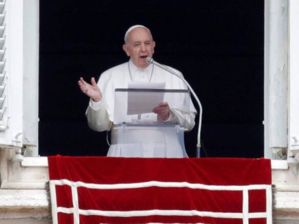 El papa Francisco dona 500,000 dólares para migrantes en México