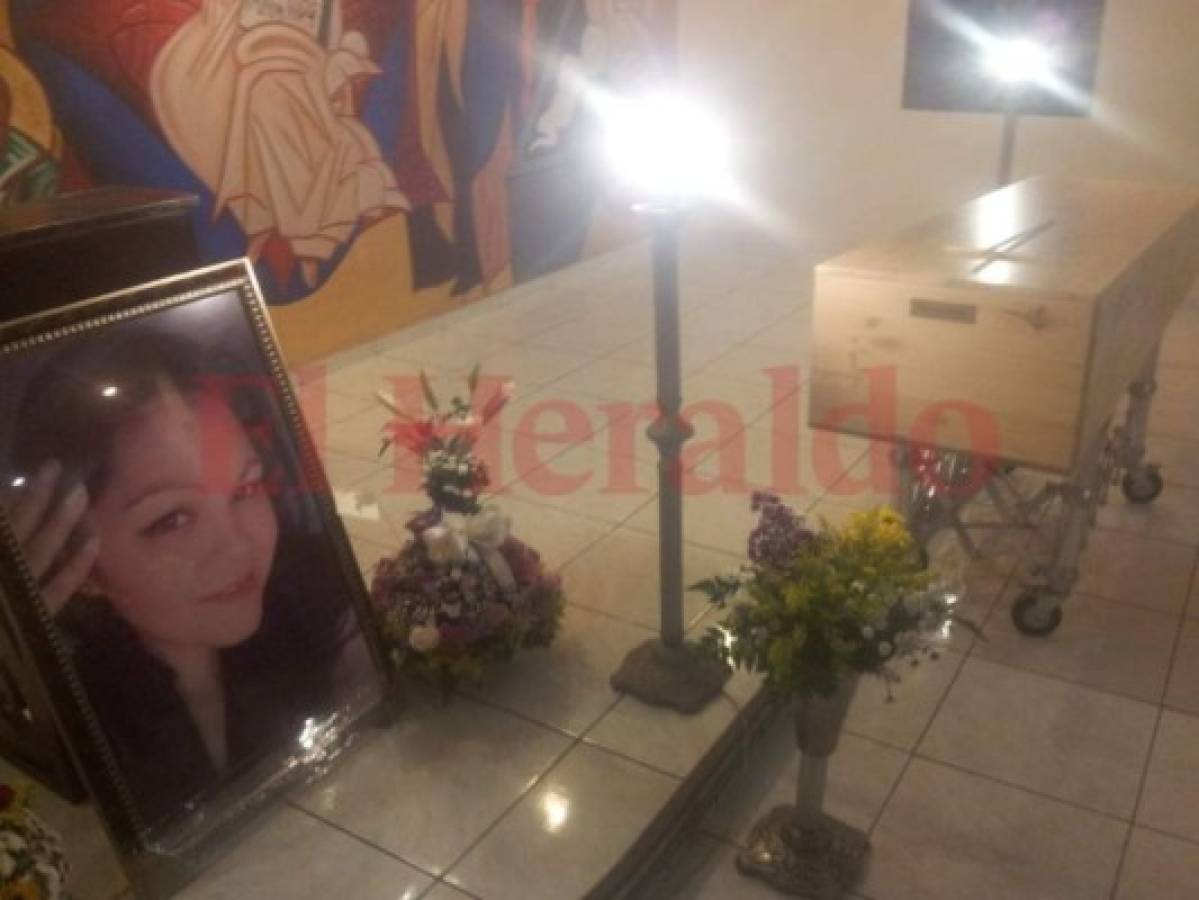 Entre dolor y consternación velan a hondureña asesinada por su novio en Barcelona