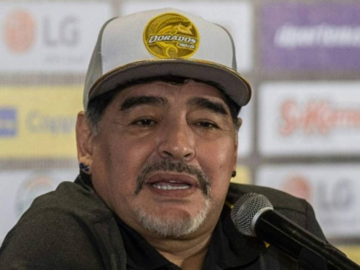Rodeado de polémica, Maradona debuta con Dorados de Sinaloa en fútbol mexicano