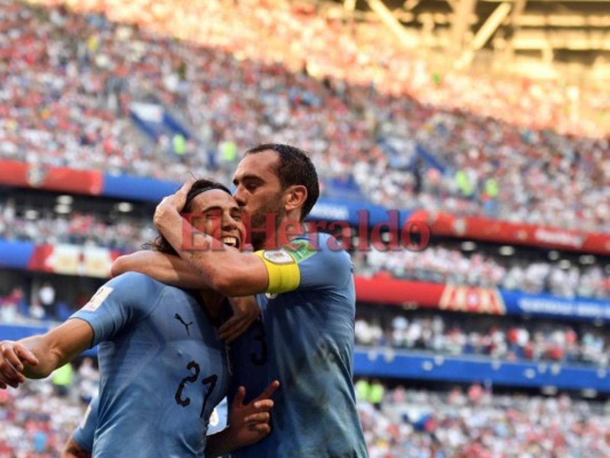 Uruguay cumple su destino de 'aguafiestas' y va por Portugal