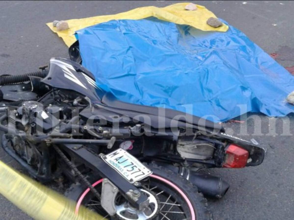 Motociclista muere en accidente vial en el anillo periférico