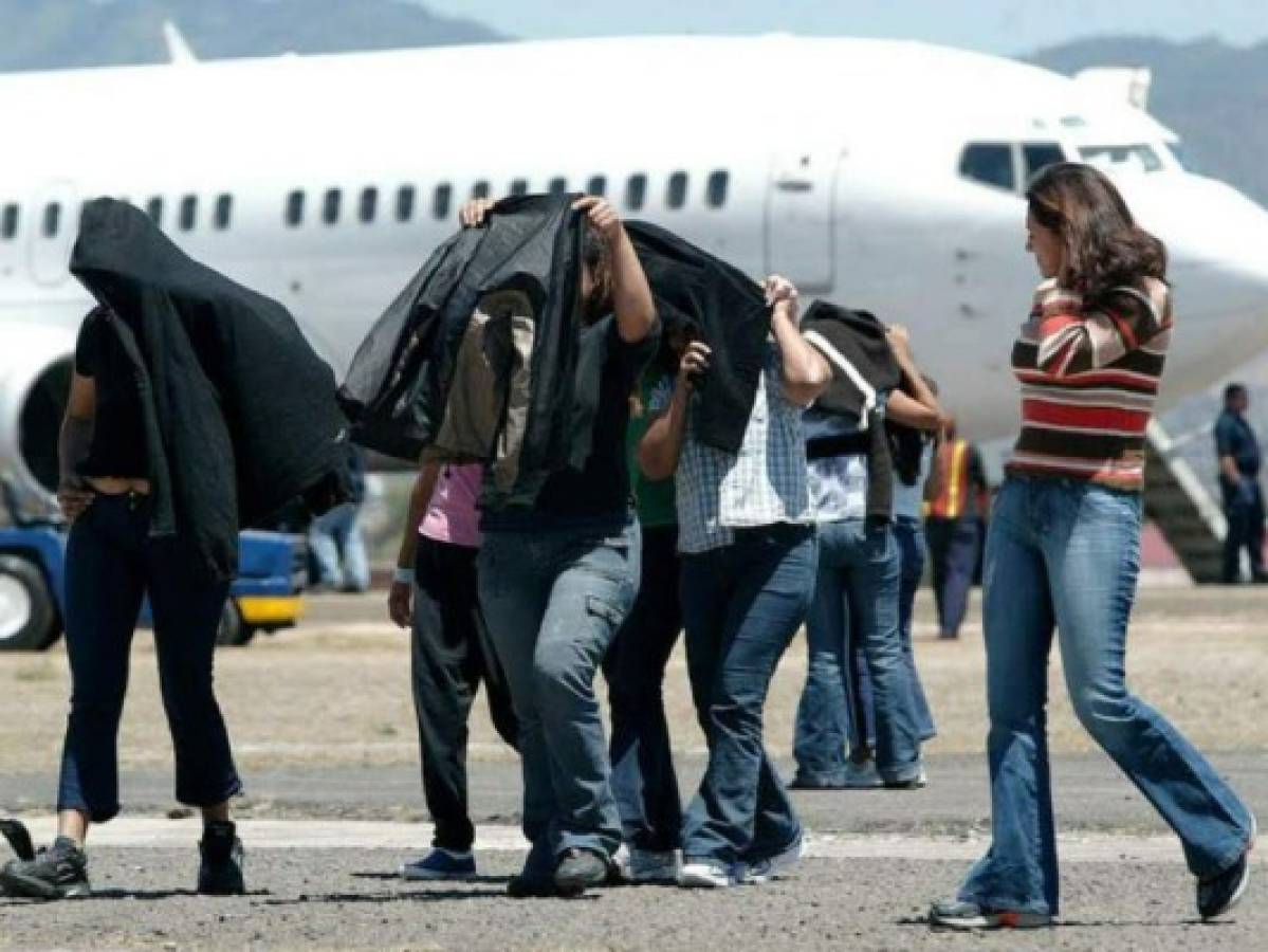 En un 55% se eleva número de hondureños deportados desde México y Estados Unidos