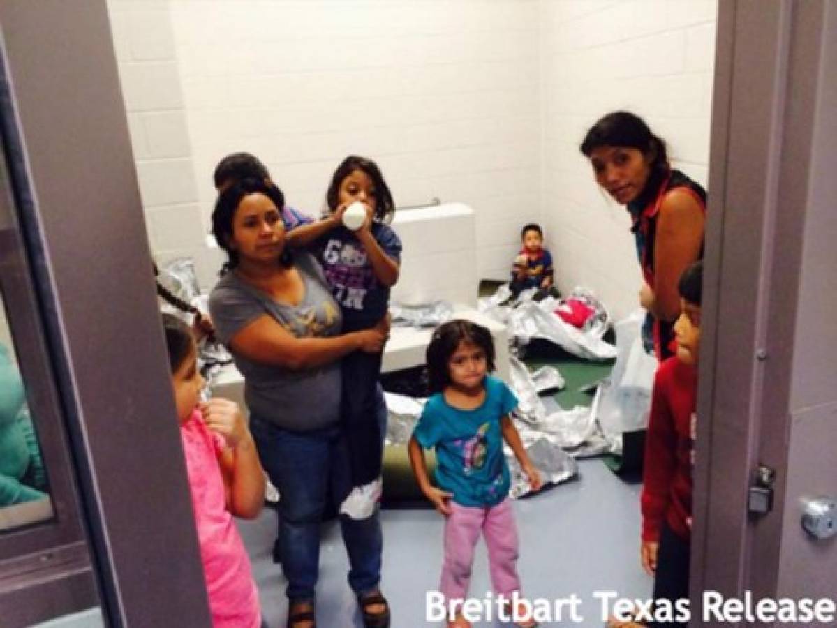 Niños inmigrantes permanecen hacinados en celdas de EUA