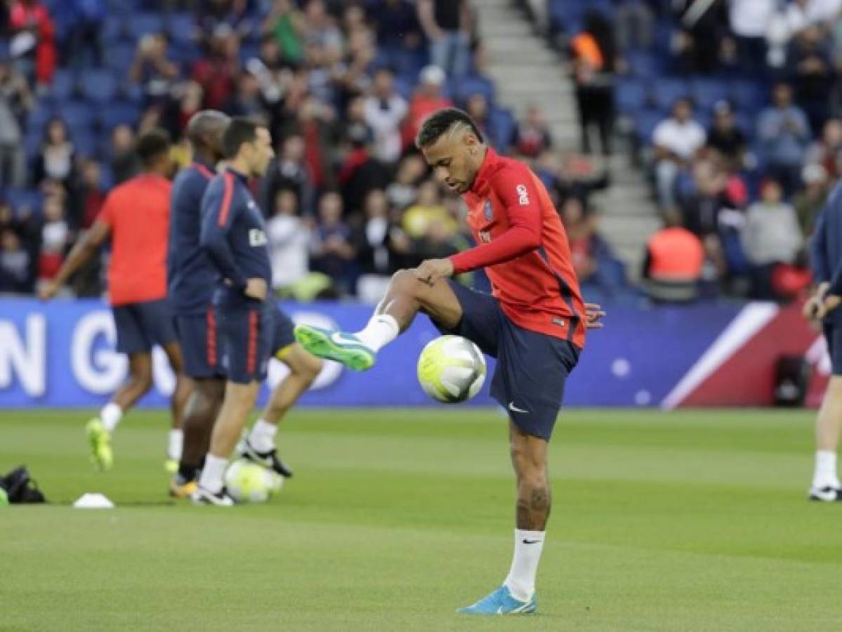 Neymar reclama prima de renovación tras demanda del Barcelona