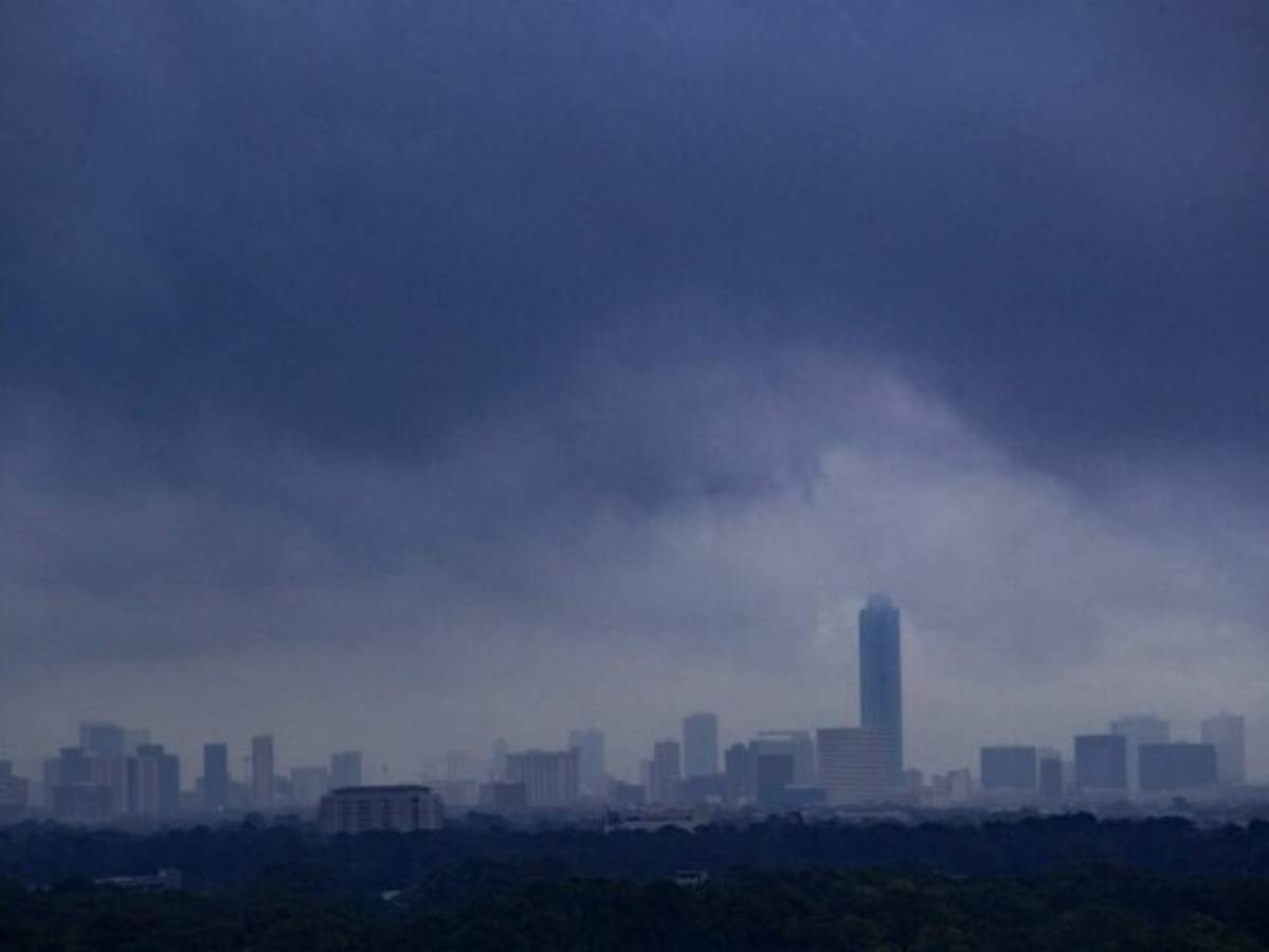 Varias tormentas amenazan costas del Caribe, México y EEUU 