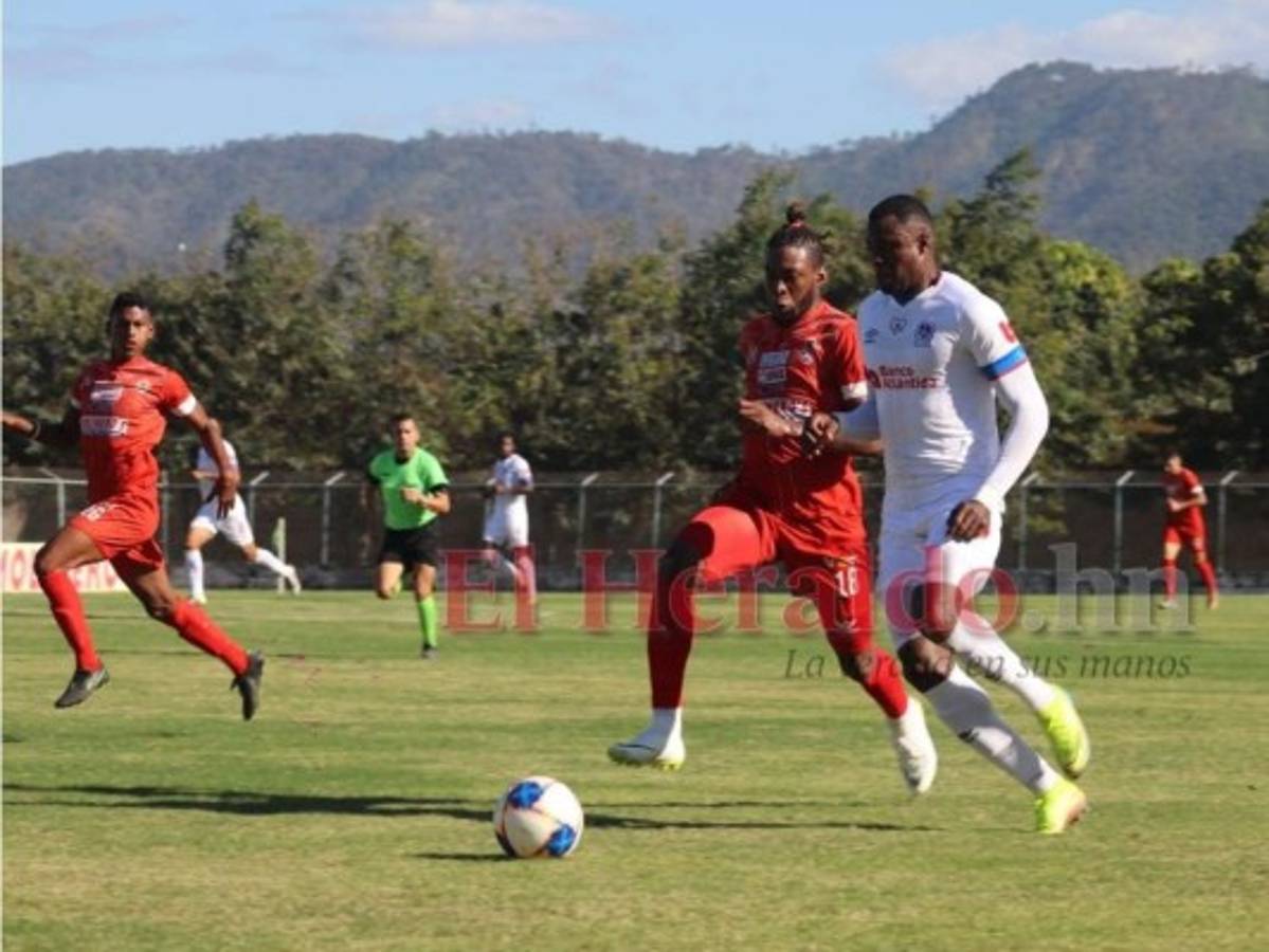 Olimpia vence 3-1 a la Real Sociedad y se afianza en el liderato