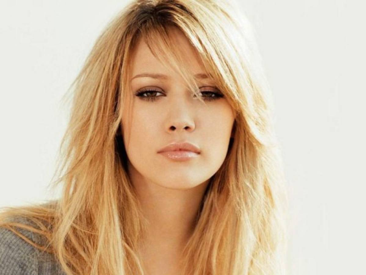 Hilary Duff muestra espectacular cuerpazo en rodaje de video musical
