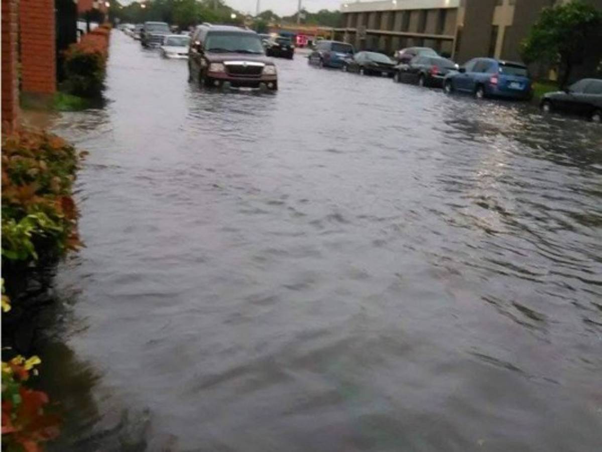 Comunidad hondureña afectada con las inundaciones reportadas en Houston, Texas