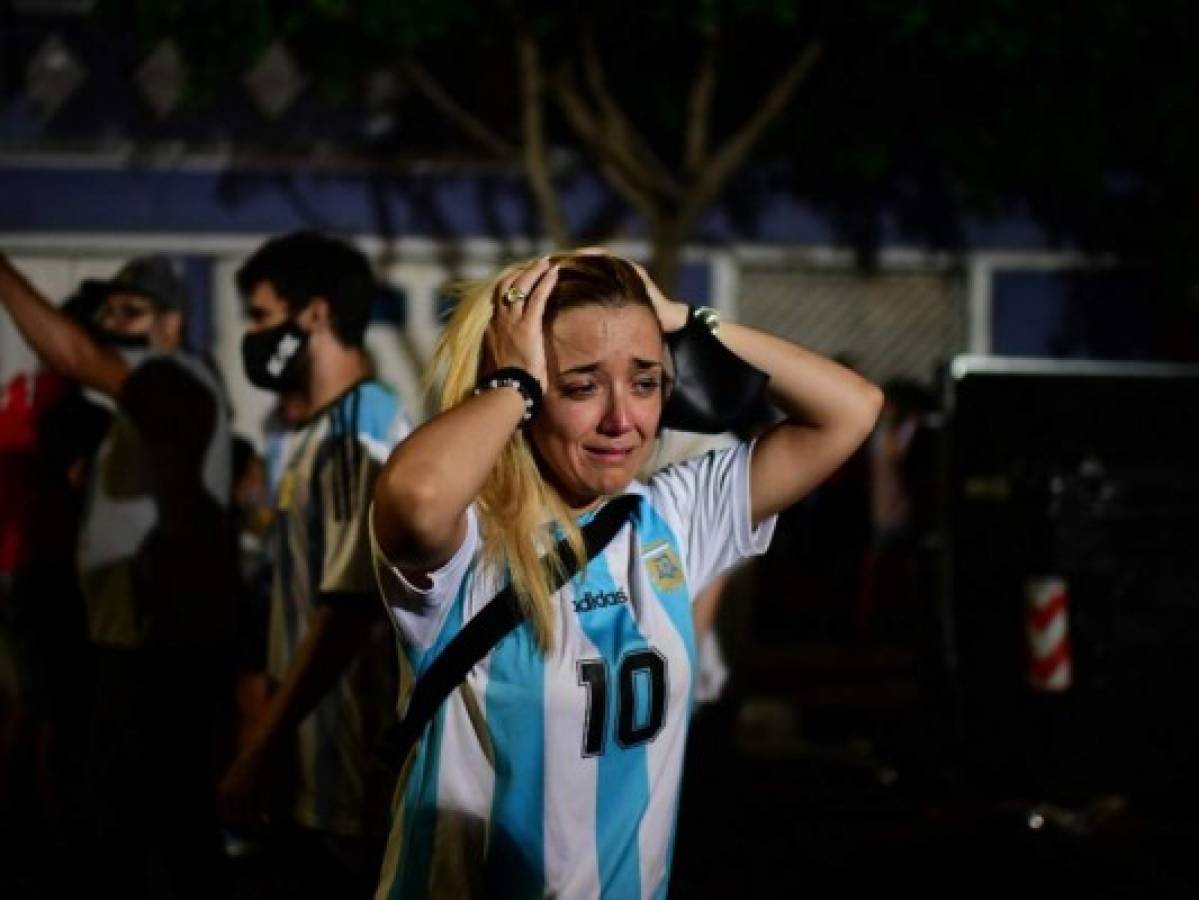 Argentina llora a su 'dios' Maradona que no pudo ser inmortal 