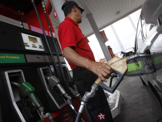 Las gasolinas y el diésel aumentarán de precio a partir del lunes