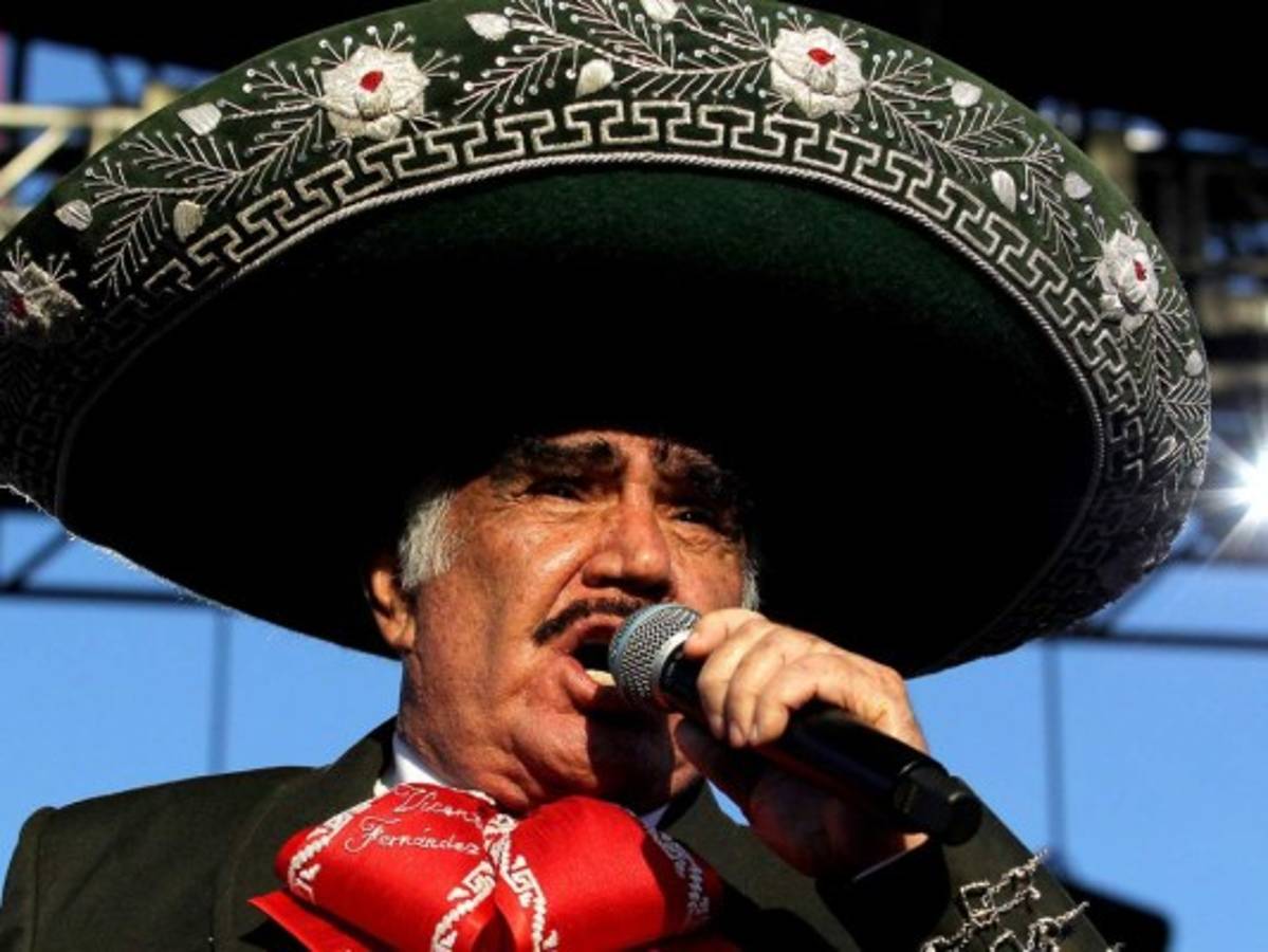 Cripta de Vicente Fernández estará en la entrada de su casa en el rancho 'Los Tres Potrillos'