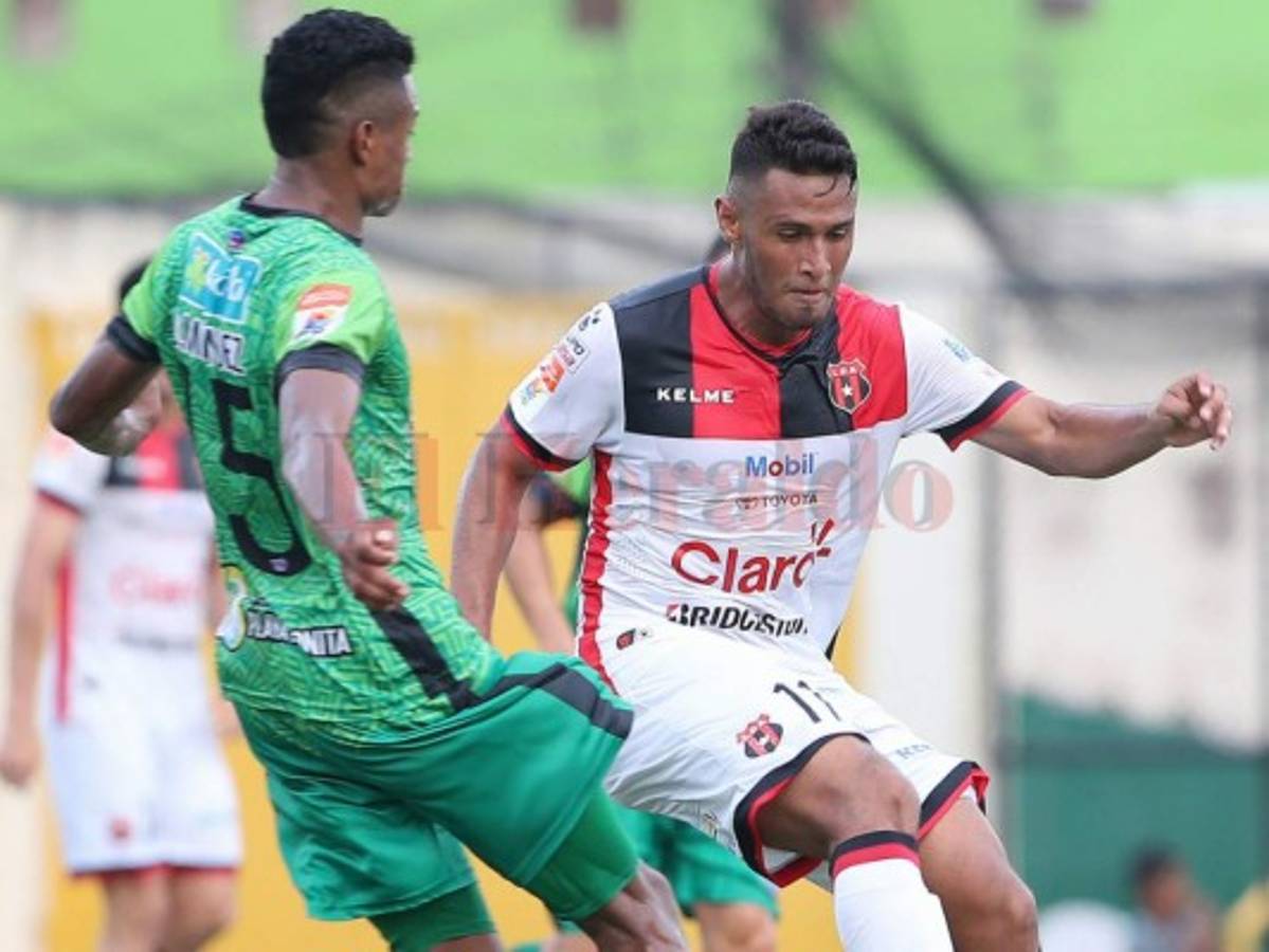 Alajuelense vuelve al triunfo tras vencer como visitante a Limón
