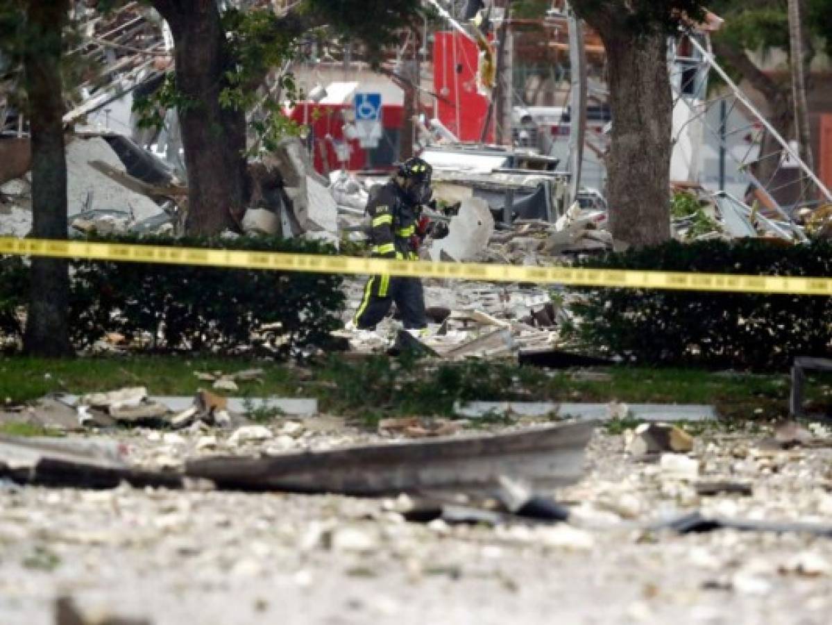 Varios heridos deja potente explosión en un centro comercial de Florida