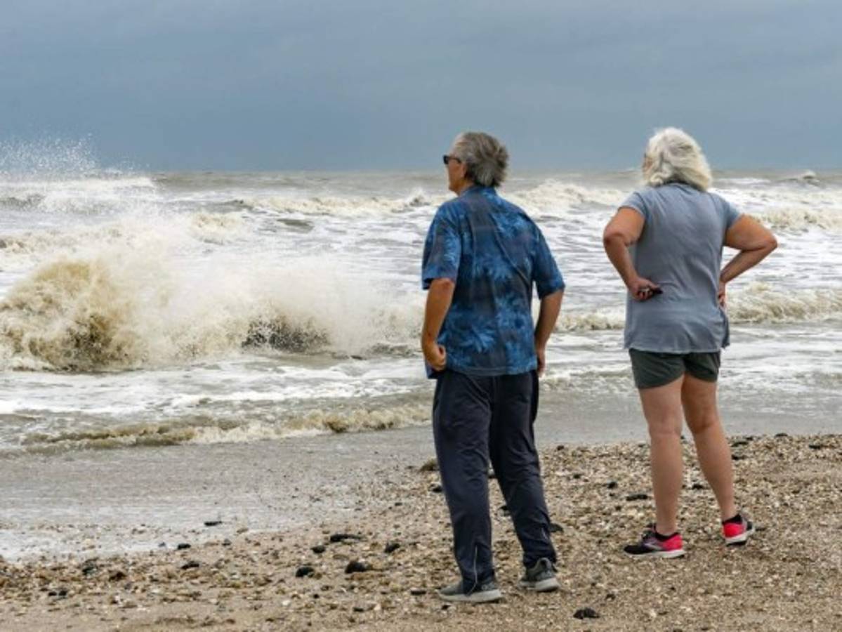 Tormenta Beta causa incertidumbre sobre precipitaciones