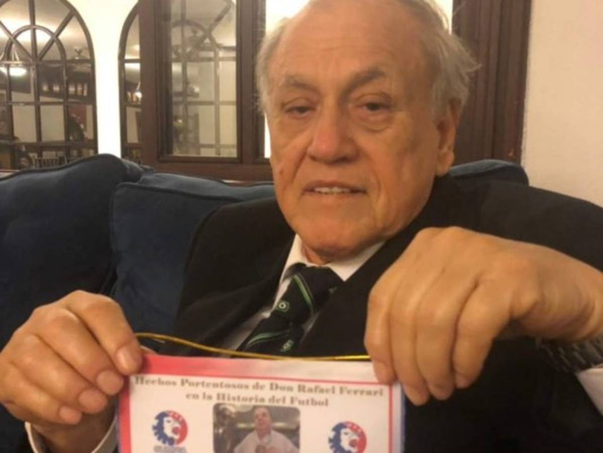 Chelato Uclés: Al igual que a Morazán y a Valle se debería de estudiar a Ferrari