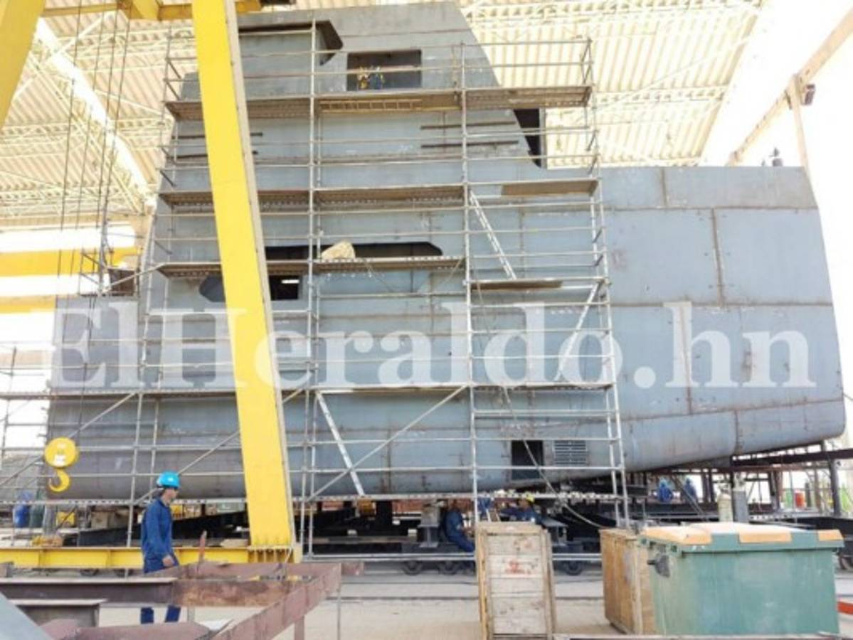 EXCLUSIVA: Ya está armado el casco del buque militar hondureño que construye Colombia