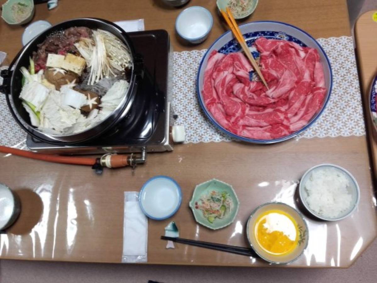 La manera de servir la mesa es otra señal del orden que impera en la vida de los japoneses.