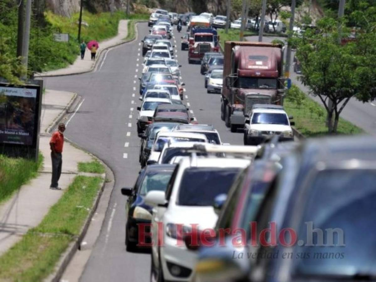 En toda Honduras apenas hay un poco más de 1,600 puestos de vacunación móvil o peatonal. Foto: Marvin Salgado/David Romero/El Heraldo