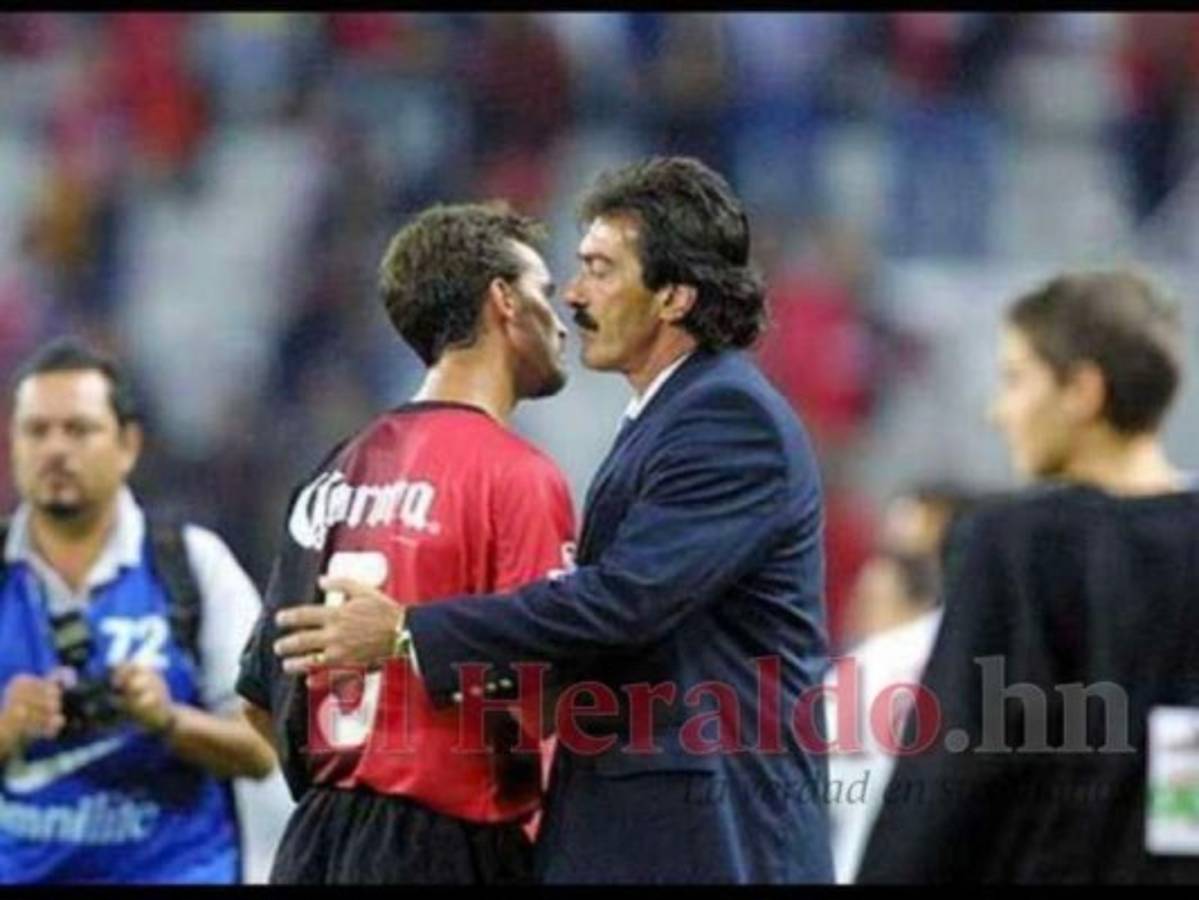 El entrenador del Atlas, Ricardo La Volpe y Lavallén en el equipo en el que se mantuvo entre 1996 y 2001. Foto: El Heraldo
