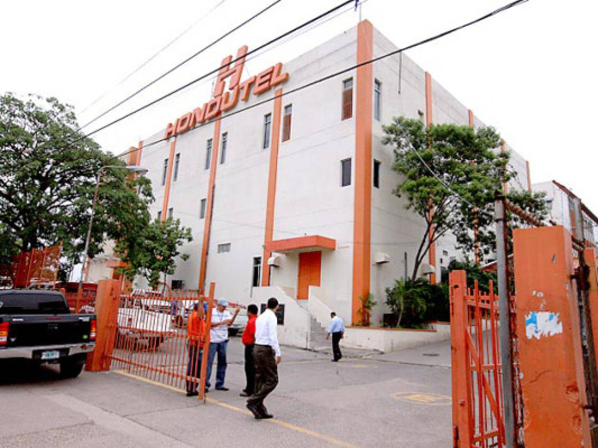En menos de siete años personal de Hondutel aumentó en casi un cien por ciento