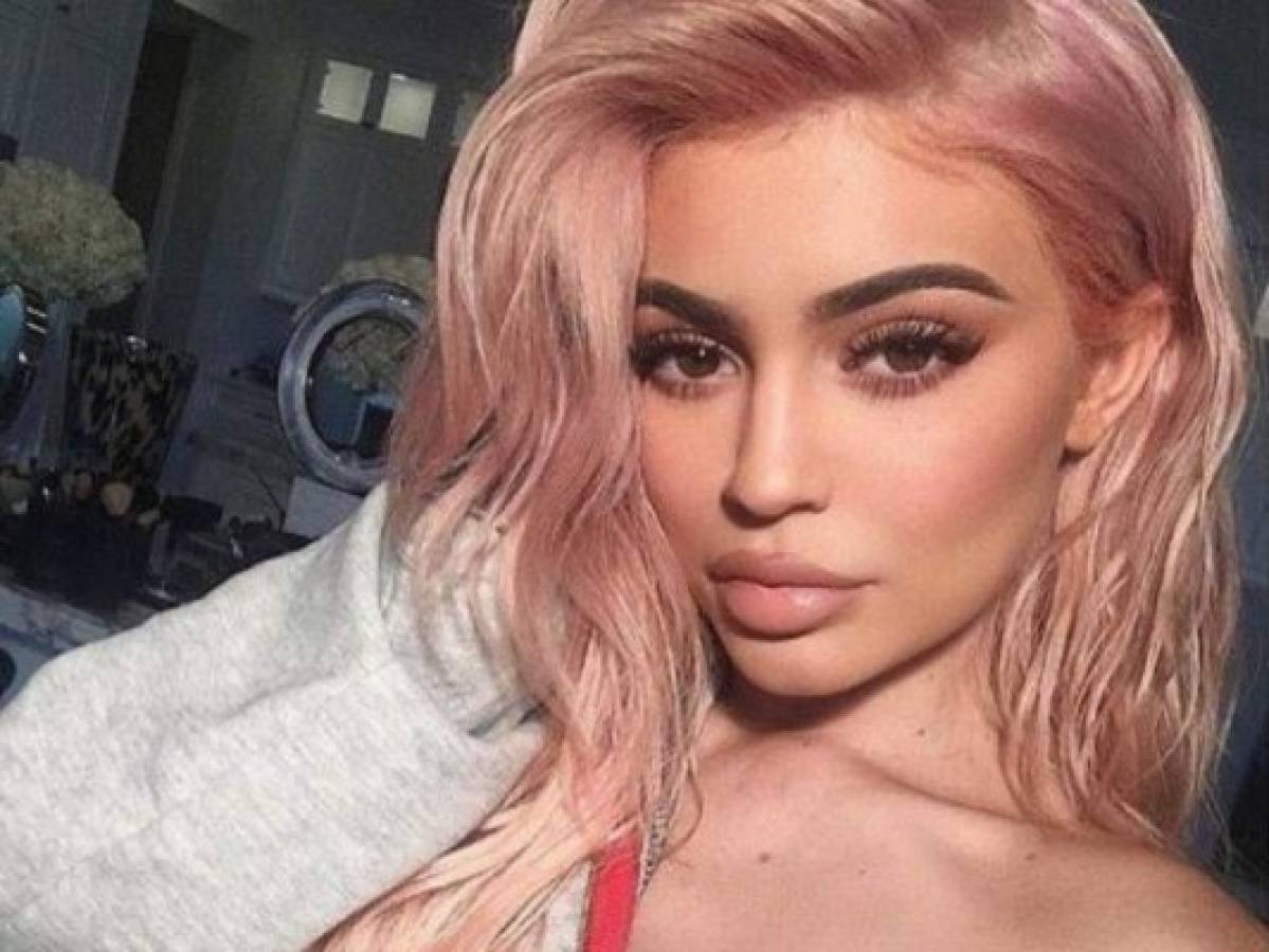 Instagram: Kylie Jenner revela el nombre de su hija