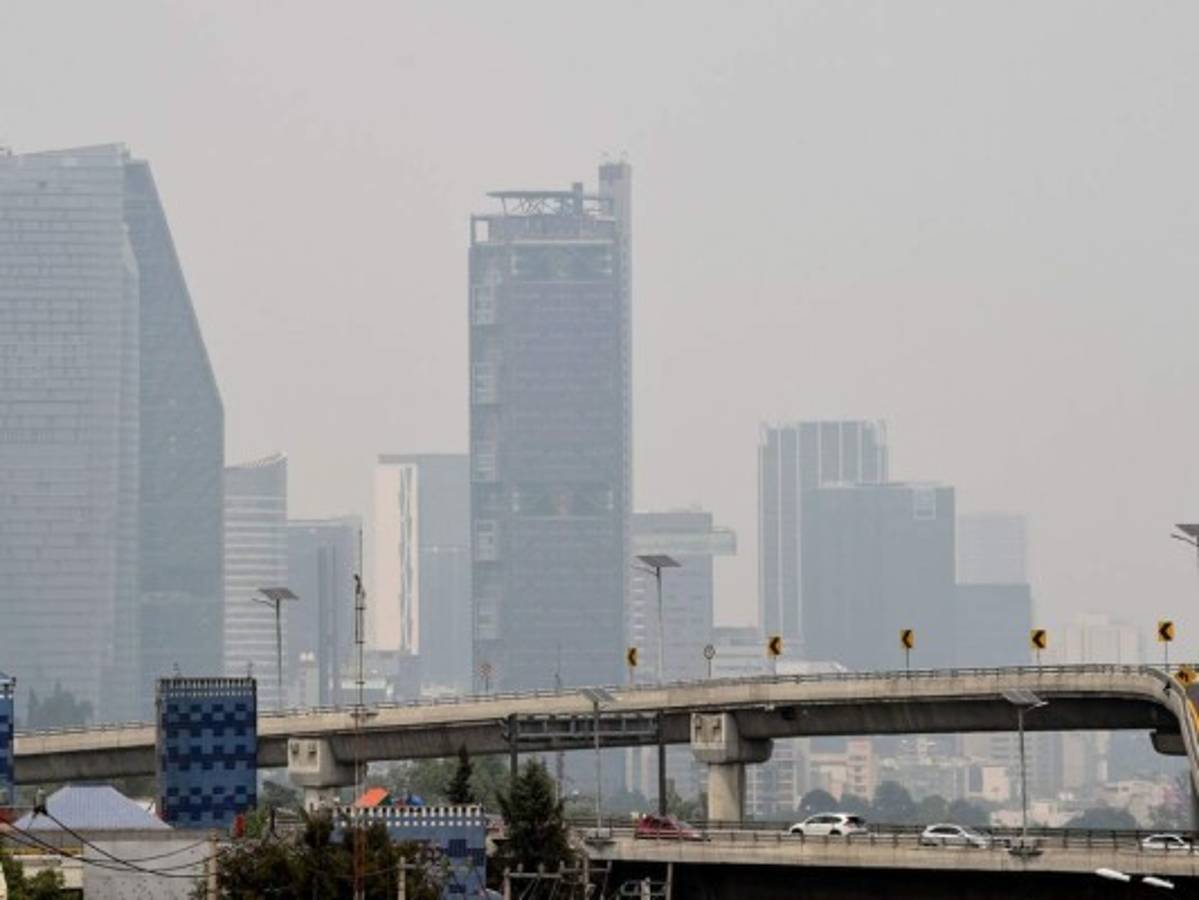 Suspenden clases en Ciudad de México por alta contaminación