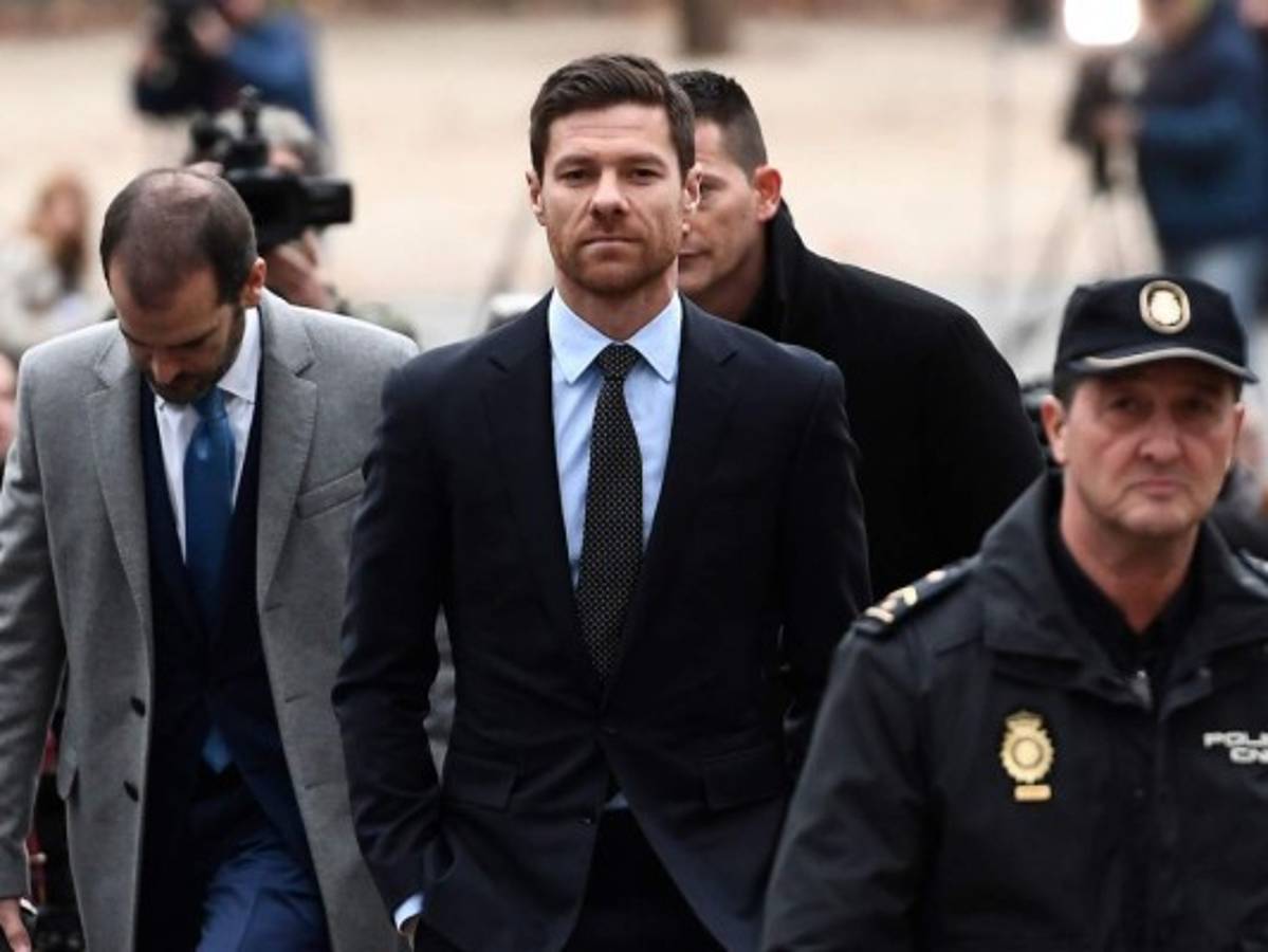 Justicia española absuelve a Xabi Alonso de fraude fiscal