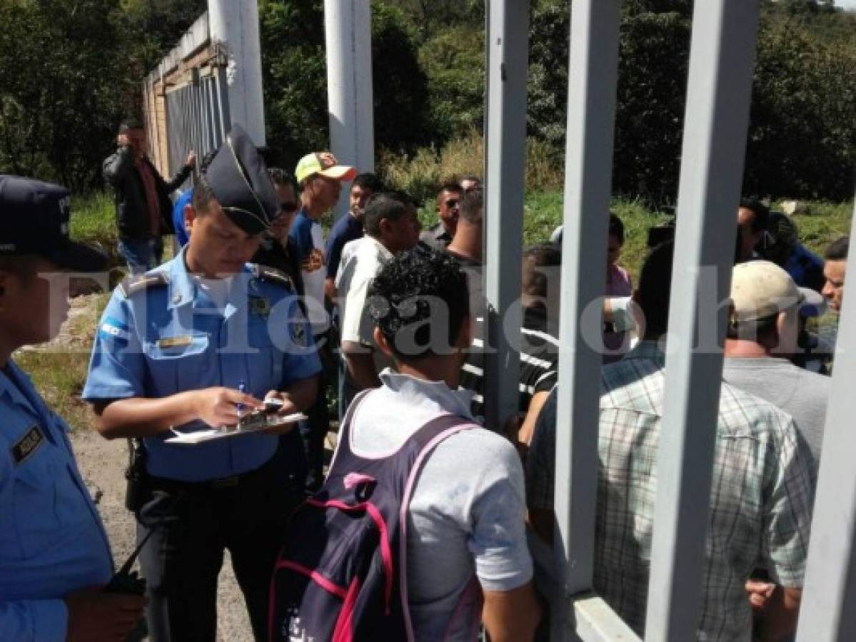 Tras salir de la institución hasta el momento no les han cancelado ni aguinaldos ni los derechos adquiridos (Foto: El Heraldo Honduras/ Noticias de Honduras)