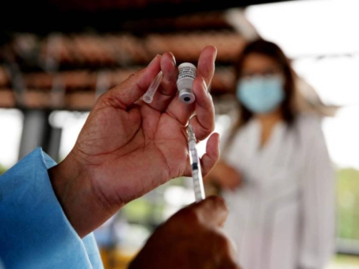 JOH: Esta semana llegarán 1.5 millones de vacunas a Honduras