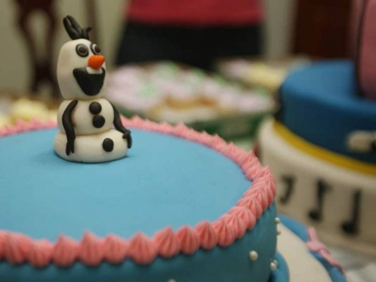 Muere una mujer en un concurso de comer pasteles en Australia