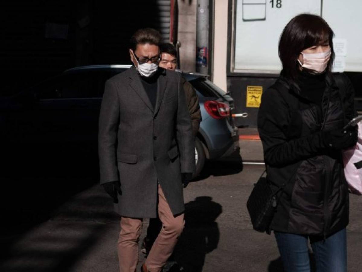 Tres japoneses evacuados de Wuhan están infectados con nuevo coronavirus