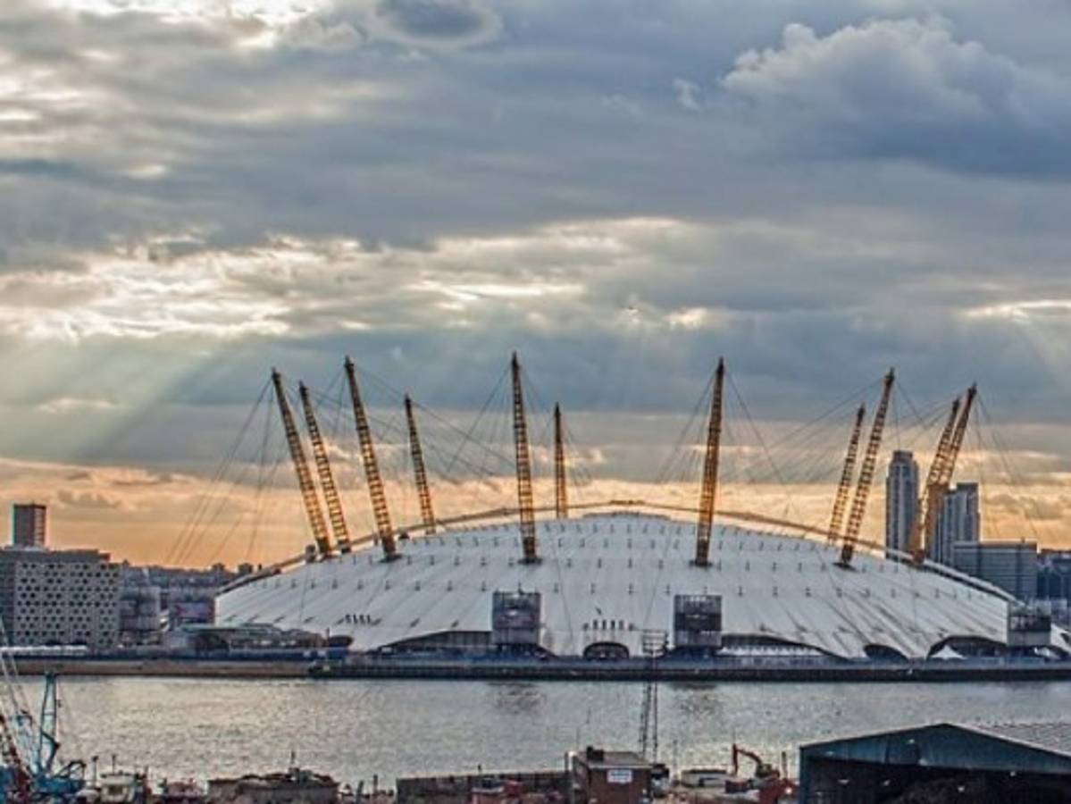 Inglaterra buscaría ser sede del Mundial de 2030