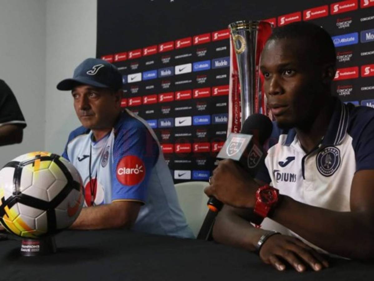 Diego Vazquez no quería la copa de la Liga Concacaf en la conferencia de prensa previo a la final ante Herediano