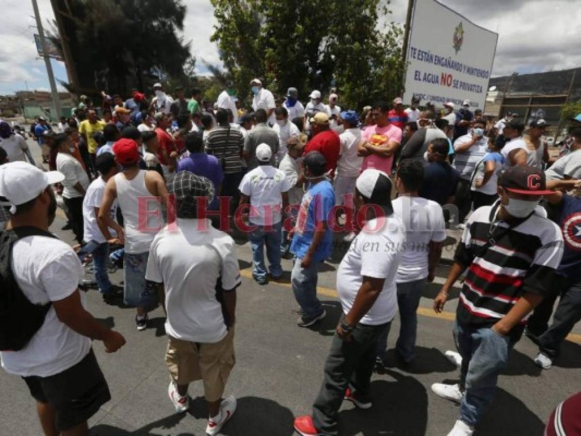 Jornada de protestas por comida en la capital en pleno toque de queda