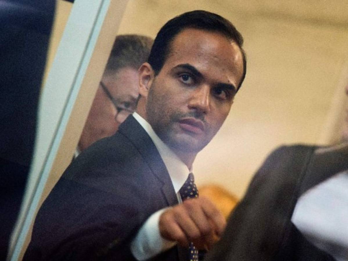 George Papadopoulos, exasesor de Donald Trump, sentenciado a 14 días de cárcel por mentir al ﻿FBI